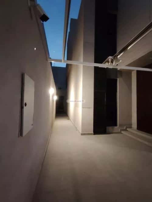 Villa 287 SQM Facing South with 4 Bedrooms An-Nafel, North Riyadh, Riyadh