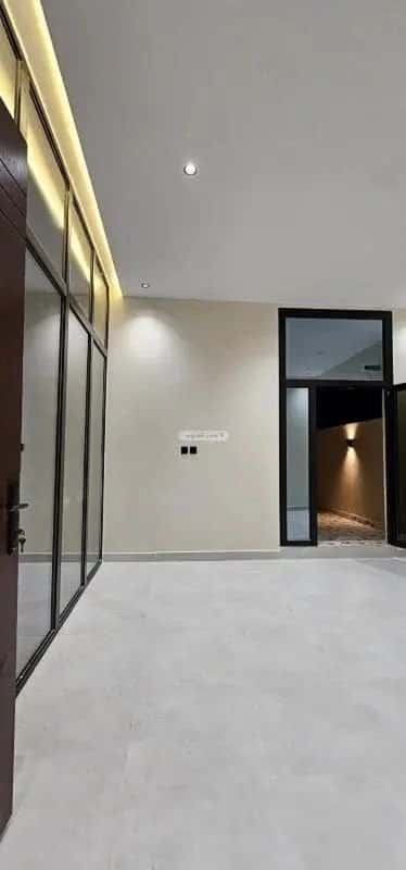 فيلا 300 متر مربع غربية على شارع 15م الرحمانية، شرق جدة، جدة