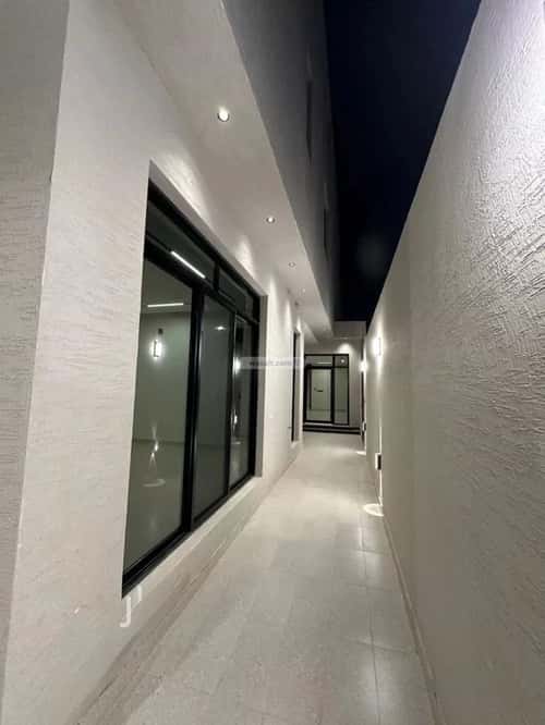 فيلا 305 متر مربع شمالية شرقية على شارع 20م النهضة، شرق الرياض، الرياض