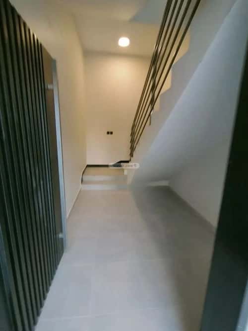 Floor 165 SQM with 3 Bedrooms Al-Janadriyah, East Riyadh, Riyadh
