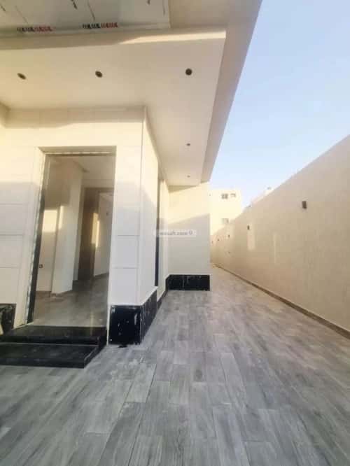 Floor 213 SQM with 3 Bedrooms Ishbiliyah, East Riyadh, Riyadh