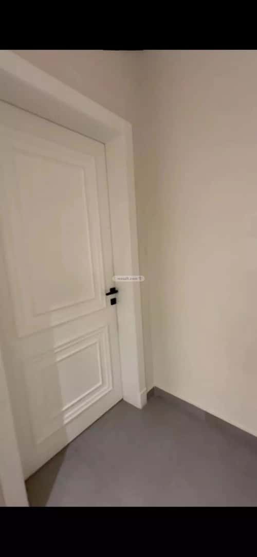 Apartment with 3 Bedrooms Al-Muanisiyah, East Riyadh, Riyadh