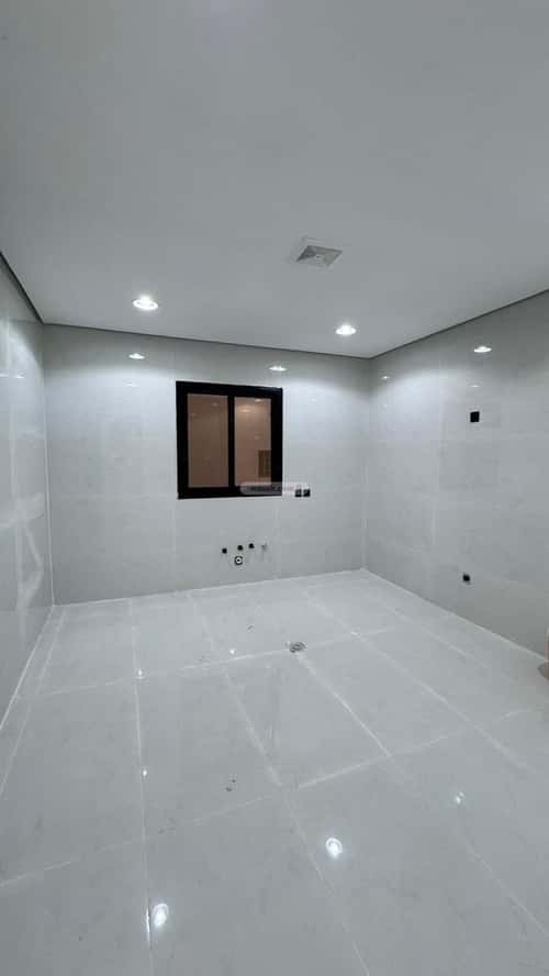 شقة ب 5 غرف ضاحية الملك فهد، الدمام