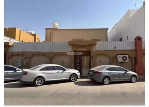 فيلا 560 متر مربع شمالية على شارع 15م الخليج، شرق الرياض، الرياض