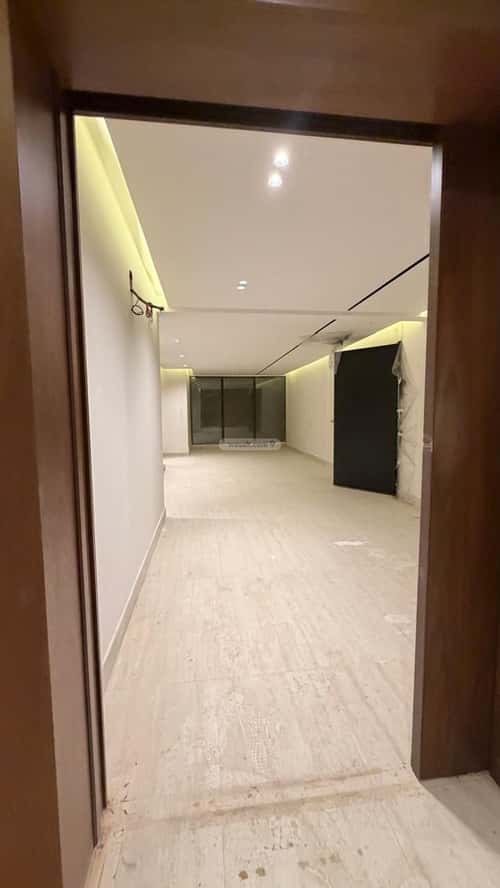 فيلا 300 متر مربع غربية على شارع 15م القيروان، شمال الرياض، الرياض