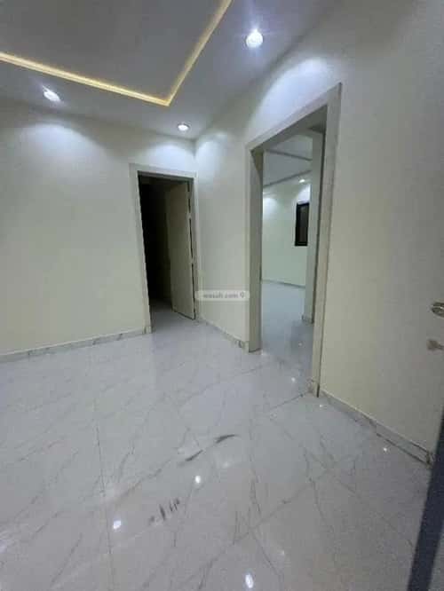 Apartment with 3 Bedrooms Okaz, South Riyadh, Riyadh