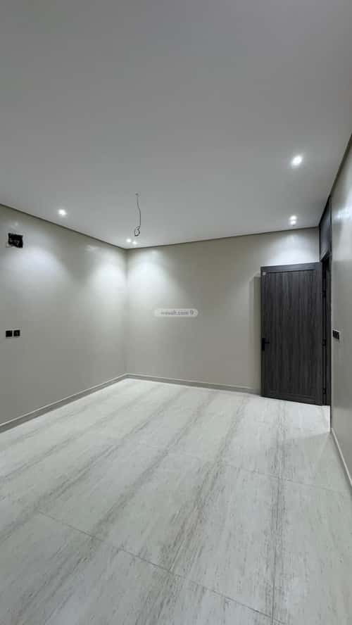 فيلا 459 متر مربع غربية على شارع 25م التحلية، الخبر