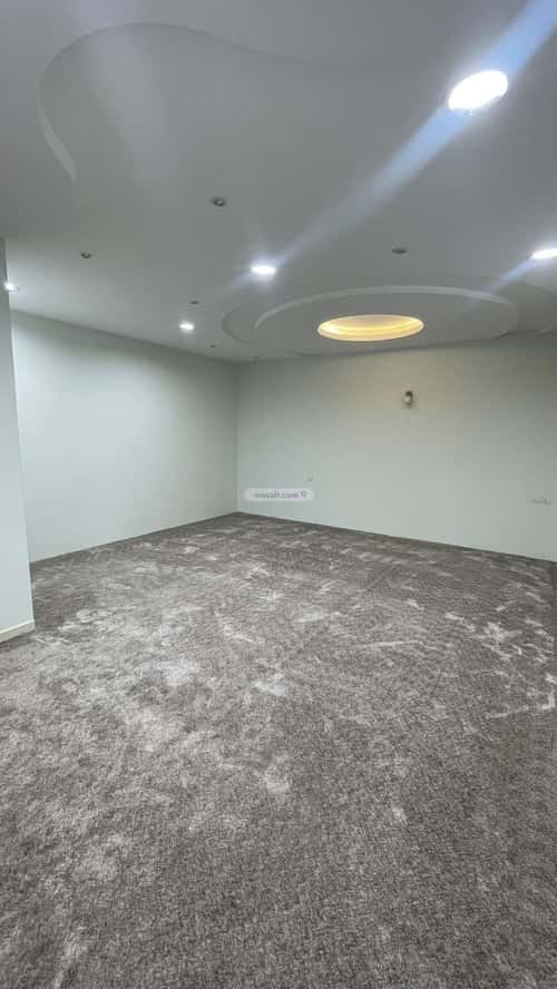 6 bedroom apartment in Al Yasmin