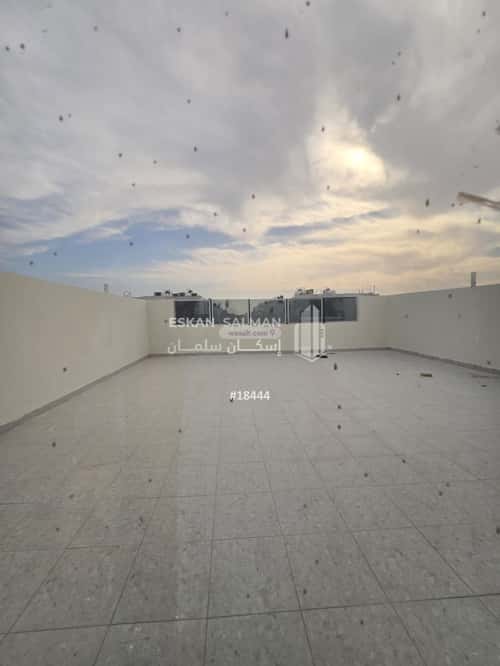 فيلا 253 متر مربع جنوبية على شارع 15م الأمواج، الخبر