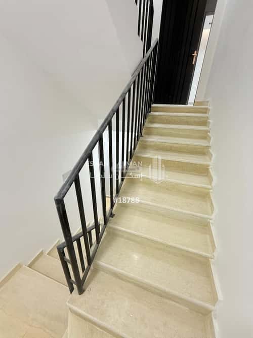 دور 172 متر مربع ب 7 غرف الجنادرية، شرق الرياض، الرياض