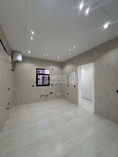 فيلا 308 متر مربع غربية على شارع 15م النزهة 2، أحد رفيدة