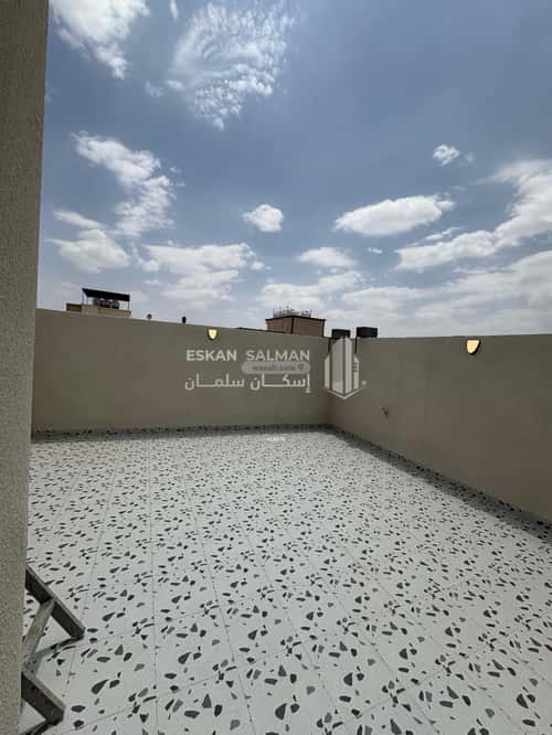 فيلا 308 متر مربع غربية على شارع 15م النزهة 2، أحد رفيدة