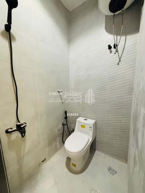 شقة ب 5 غرف العزيزية، الجبيل