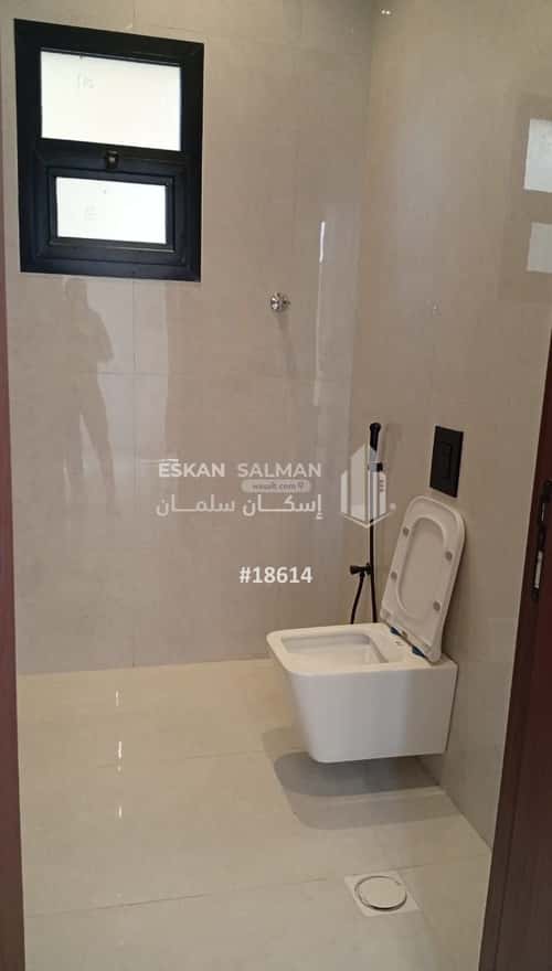 Floor 199 SQM with 6 Bedrooms Al Bayan, East Riyadh, Riyadh