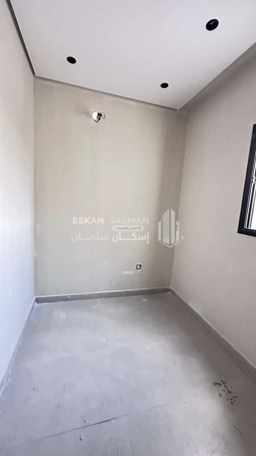 فيلا 378 متر مربع غربية على شارع 20م العزيزية، الجبيل