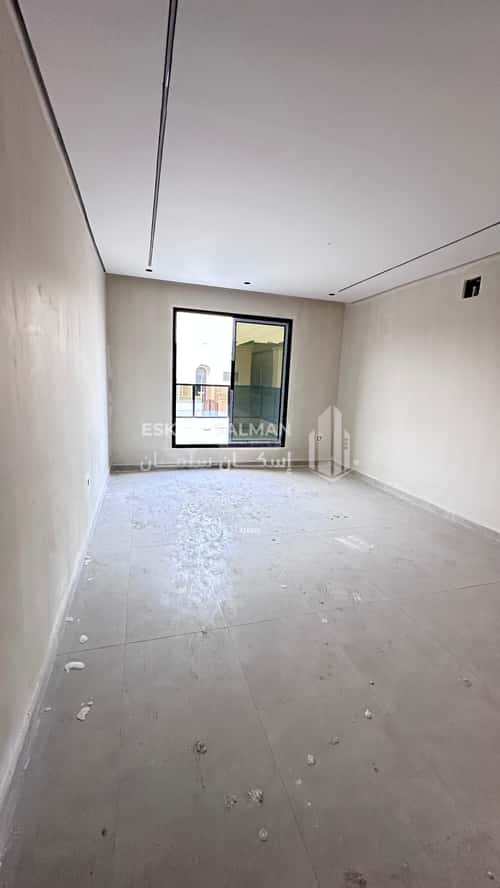 فيلا 378 متر مربع غربية على شارع 20م العزيزية، الجبيل