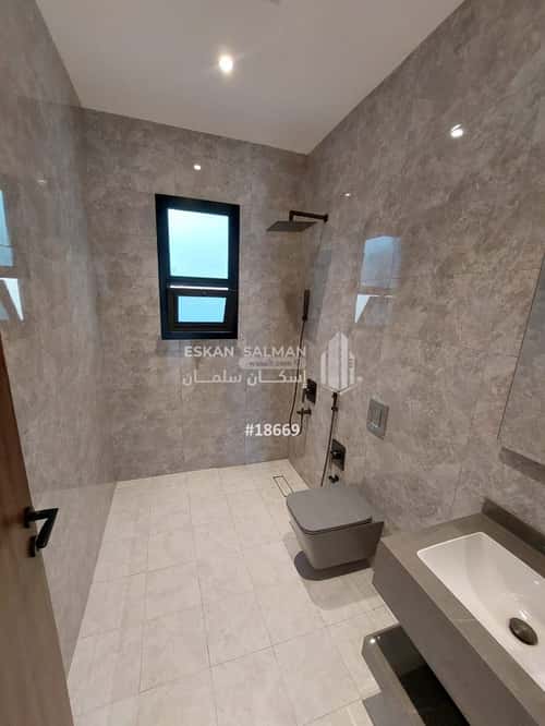 Floor 204 SQM with 6 Bedrooms Ar-Rawdah, East Riyadh, Riyadh