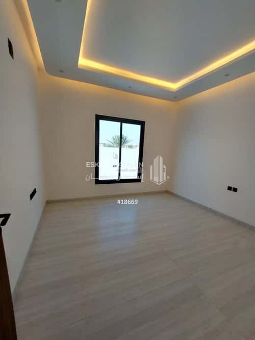 Floor 204 SQM with 6 Bedrooms Ar-Rawdah, East Riyadh, Riyadh