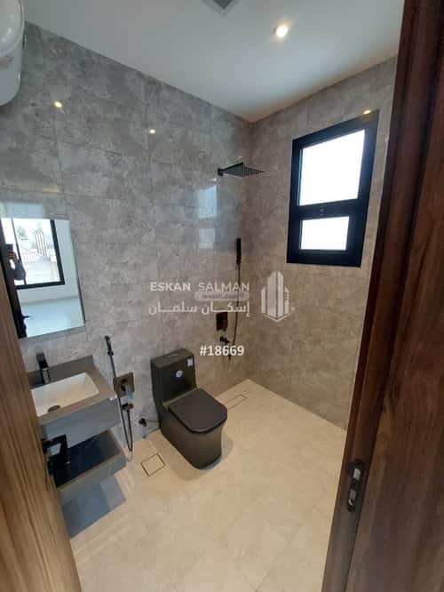6 bedroom floor in Al Rawdah