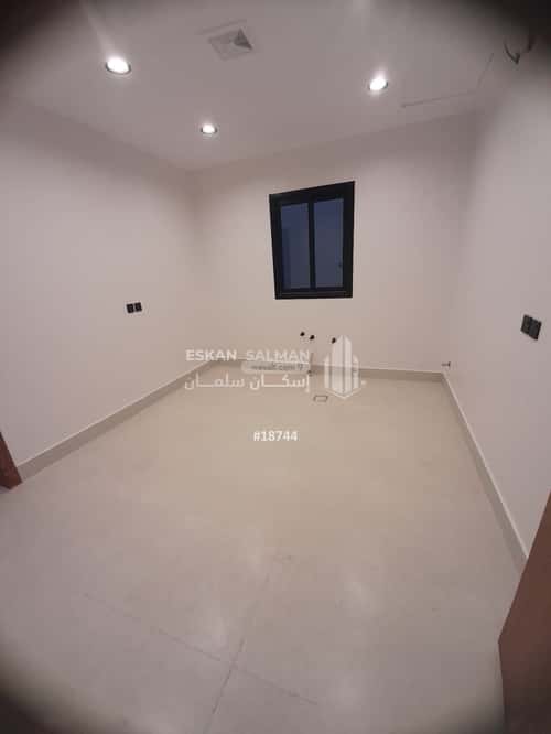 Floor 189 SQM with 6 Bedrooms Al-Janadriyah, East Riyadh, Riyadh