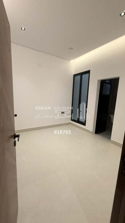 دور 236 متر مربع ب 7 غرف نوارة، المزاحمية