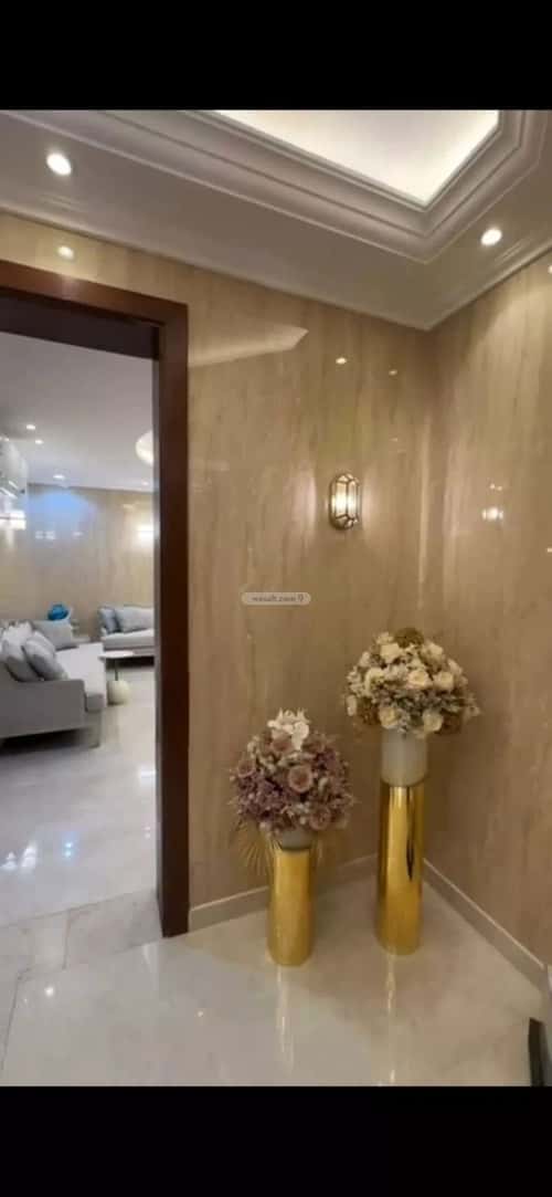 فيلا 322 متر مربع شرقية على شارع 15م البساتين، شمال جدة، جدة