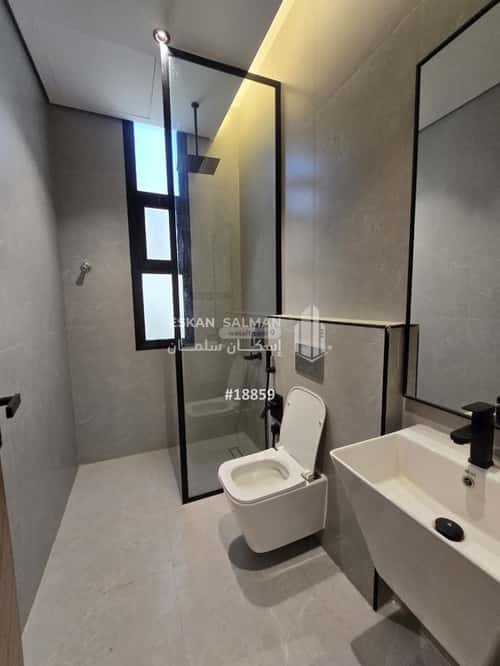 دور 171 متر مربع ب 4 غرف الصفاء، وسط الرياض، الرياض