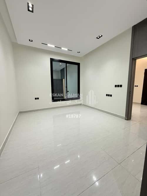 Floor 150 SQM with 6 Bedrooms Al- Nadwah, East Riyadh, Riyadh