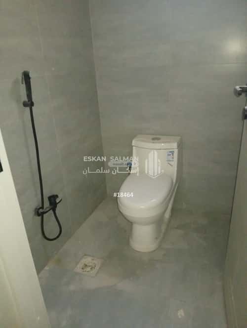 Floor 215 SQM with 6 Bedrooms Al-Janadriyah, East Riyadh, Riyadh