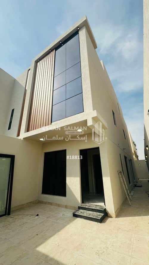 فيلا 237 متر مربع جنوبية على شارع 15م بدر، الدمام