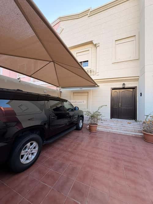فيلا 375 متر مربع شرقية على شارع 15م النهضة، شمال جدة، جدة