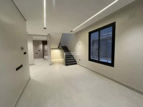 Floor 183 SQM with 6 Bedrooms Al-Muanisiyah, East Riyadh, Riyadh