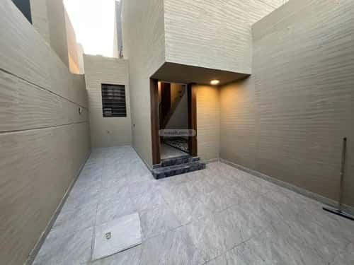 Floor 183 SQM with 6 Bedrooms Al-Muanisiyah, East Riyadh, Riyadh