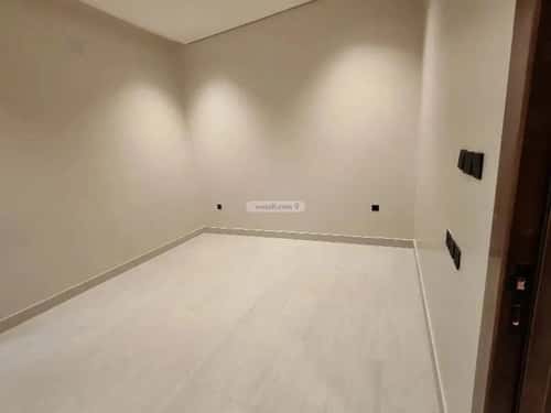 4 bedroom floor in Al Munsiyah