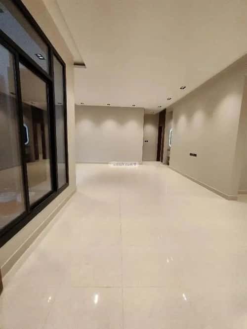 Floor 170 SQM with 5 Bedrooms Al-Yarmuk, East Riyadh, Riyadh