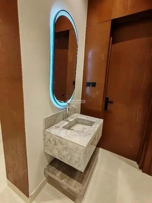 Floor 170 SQM with 5 Bedrooms Al-Yarmuk, East Riyadh, Riyadh