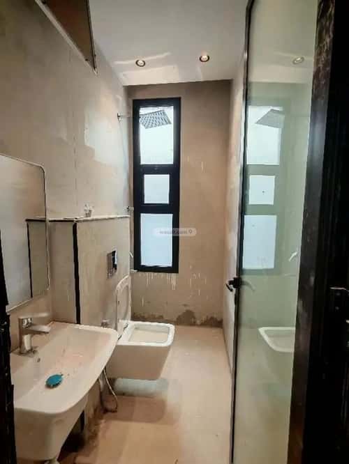 Villa 625 SQM Facing East on 18m Width Street Al-Muanisiyah, East Riyadh, Riyadh