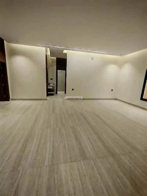 Floor 230 SQM with 6 Bedrooms Al-Janadriyah, East Riyadh, Riyadh