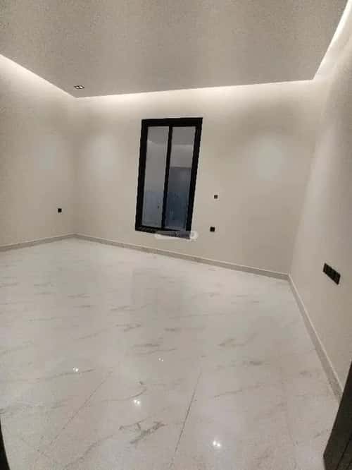 Floor 220 SQM with 6 Bedrooms Al-Muanisiyah, East Riyadh, Riyadh