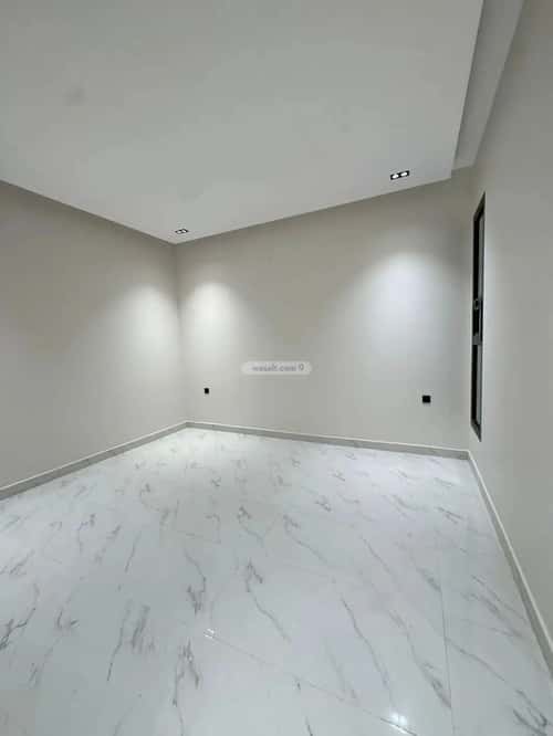 Floor 220 SQM with 6 Bedrooms Al-Muanisiyah, East Riyadh, Riyadh