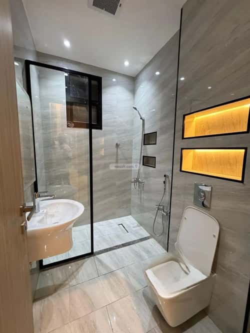 Apartment with 4 Bedrooms Al-Muanisiyah, East Riyadh, Riyadh