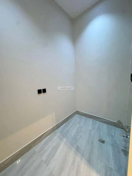 Apartment with 4 Bedrooms Al-Muanisiyah, East Riyadh, Riyadh