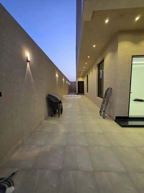 فيلا 336 متر مربع غربية على شارع 15م النهضة، شرق الرياض، الرياض