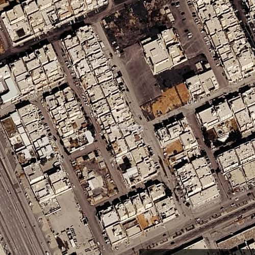 Floor 242 SQM with 6 Bedrooms Al-Muanisiyah, East Riyadh, Riyadh