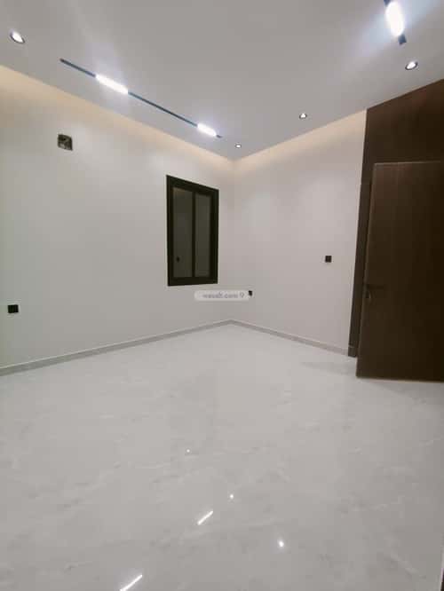 Floor 165 SQM with 4 Bedrooms Al-Muanisiyah, East Riyadh, Riyadh