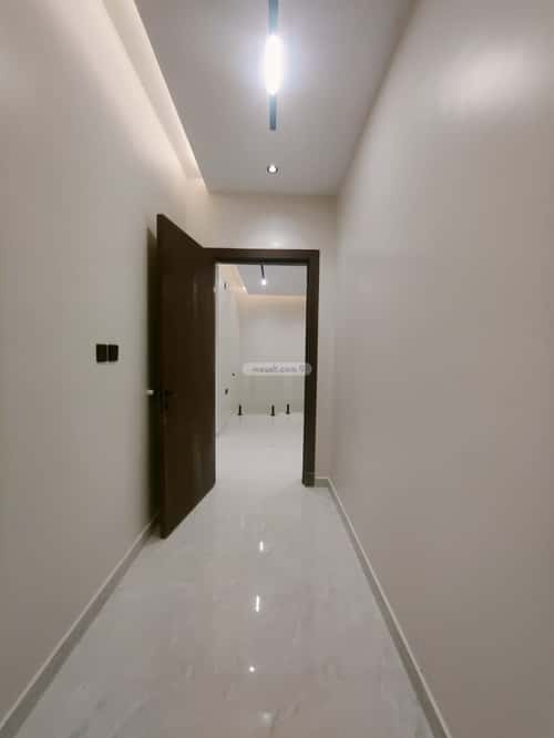 Floor 165 SQM with 4 Bedrooms Al-Muanisiyah, East Riyadh, Riyadh