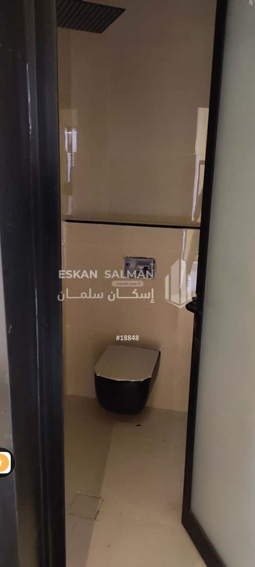 فيلا 200 متر مربع شمالية على شارع 15م العريجاء الغربي، غرب الرياض، الرياض