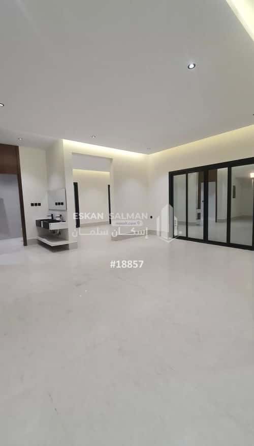 فيلا 518 متر مربع غربية على شارع 15م عتود الشمالي، خميس مشيط