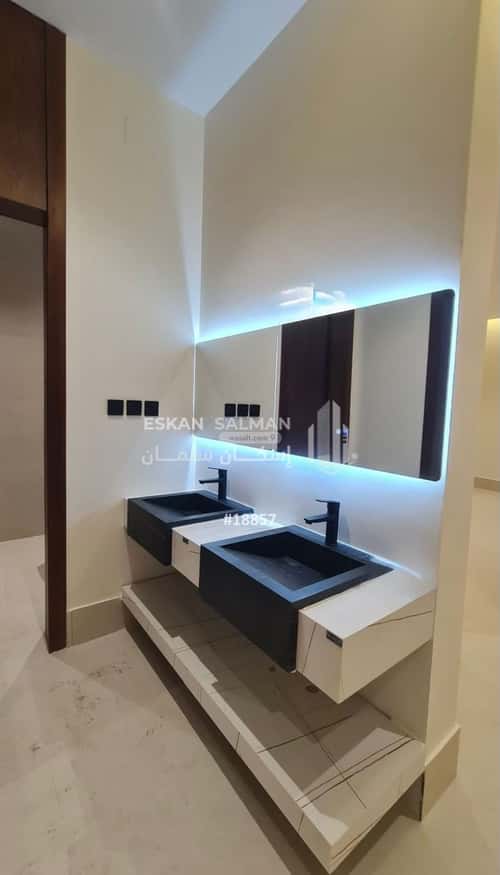 فيلا 518 متر مربع غربية على شارع 15م عتود الشمالي، خميس مشيط