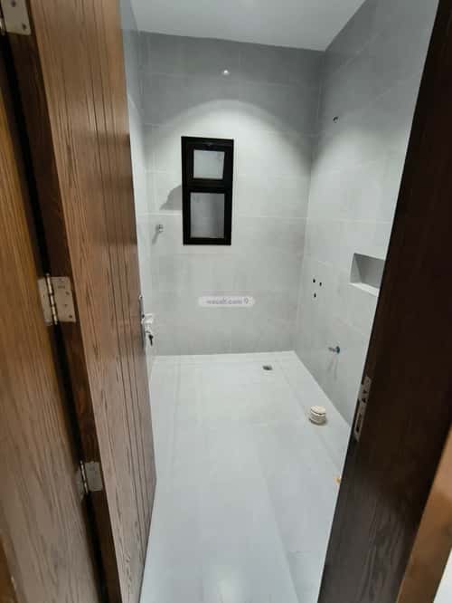 فيلا 375 متر مربع شمالية شرقية على شارع 20م الرحمانية، شرق جدة، جدة